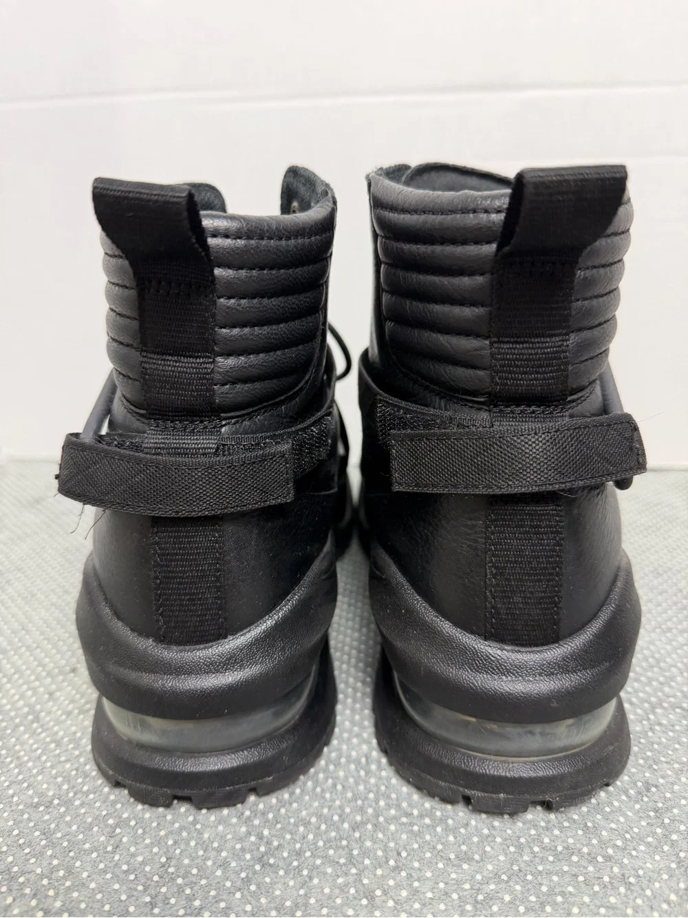 Nike all black
